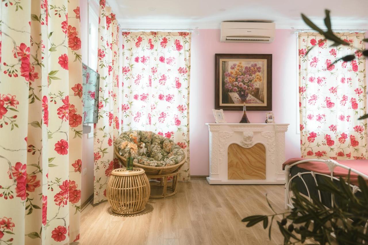 K6 Homestay Hanoi Buitenkant foto
